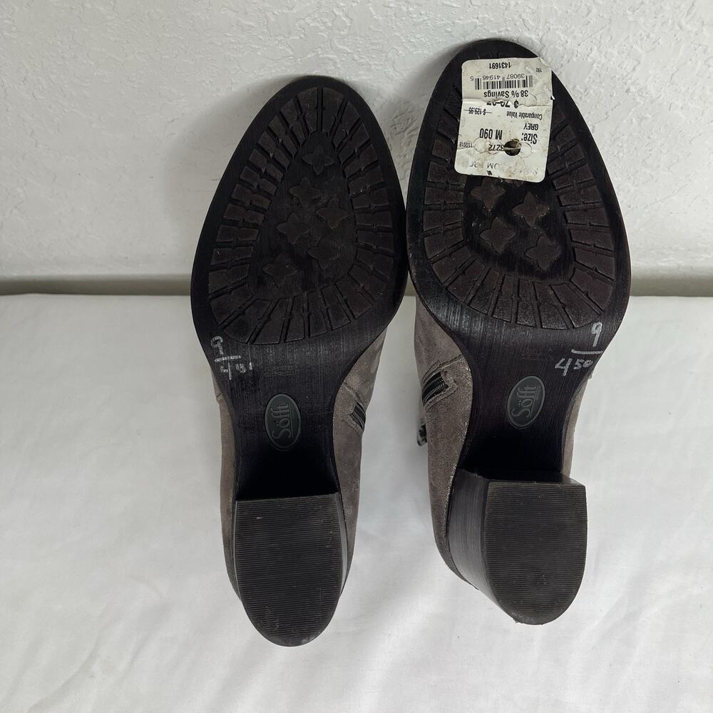 Sofft Booties grey leather distressed Size 9 M block heel, winter, fall, cowgirl - Picture 8 of 10